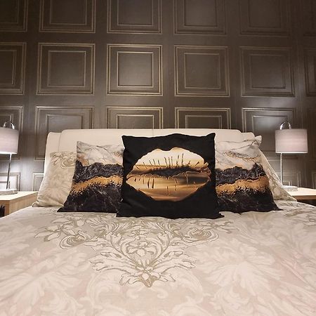 Spacious House City Skyline And Mountain Views Close Too Belfast Centre And Airports Free Parking Exterior foto